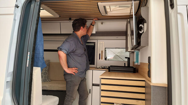 CaraLife 630 LQ Is a Fresh and Bold Approach to Modern Camper Design at a  Reasonable Price - autoevolution