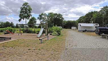 Wohnmobil- und Caravanstellplatz Ströher Lokschuppen