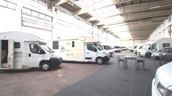 Wohnmobilcenter von Ahorn Camp.