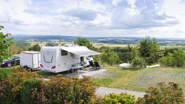Wohnmobilstellplatz Camping Freizeithugl
