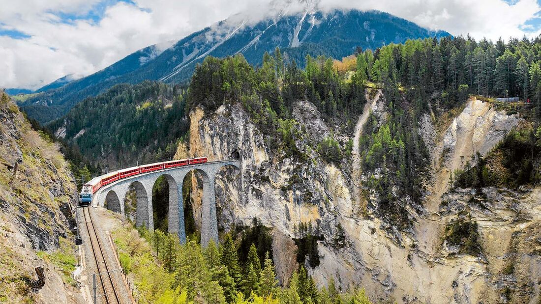 Spektakuläre Bahnfahrt durch Graubünden