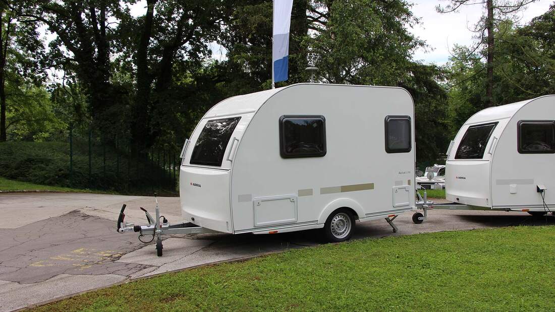 Leichte Wohnwagen Bis 1000 Kg Neu Superleichter Mini-Wohnwagen: Neuer Adria Aviva Lite 300 LH